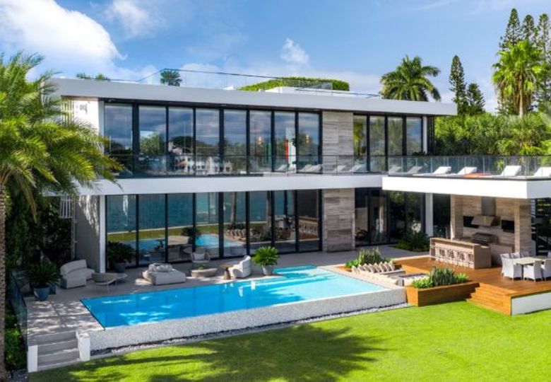 biệt thự nhà vườn có bể bơi