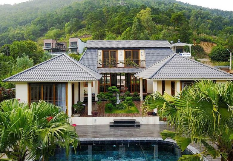 Mẫu thiết kế biệt thự vườn mái Nhật có hồ bơi